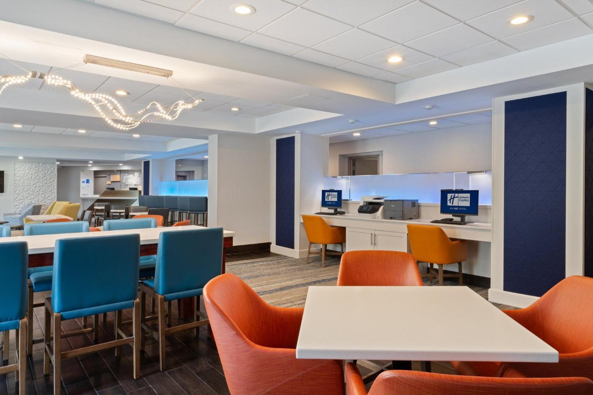 Holiday Inn Express & Suites Cincinnati Riverfront By Ihg Covington Exterior foto